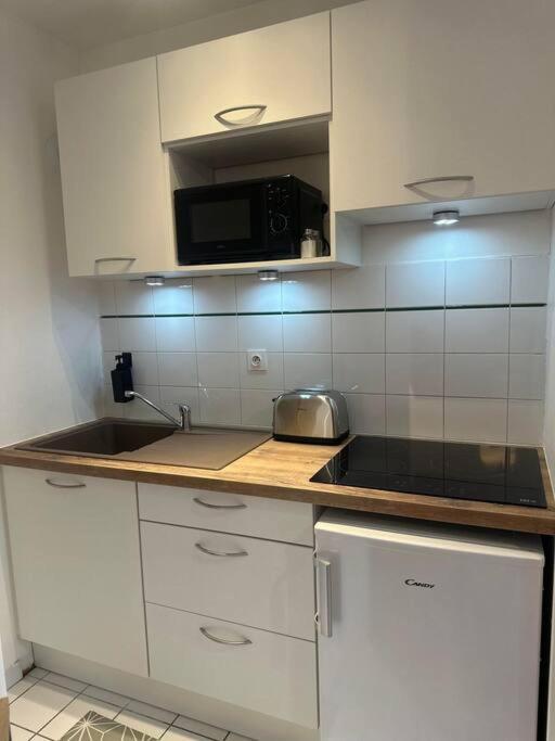 Appartement Neuf Entierement Equipe Proche Centre Amiens Extérieur photo